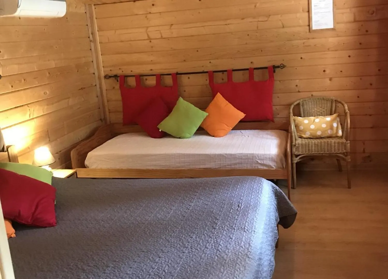Bed and Breakfast Mas De La Pinede Ex-Les Arbousiers Bollène
